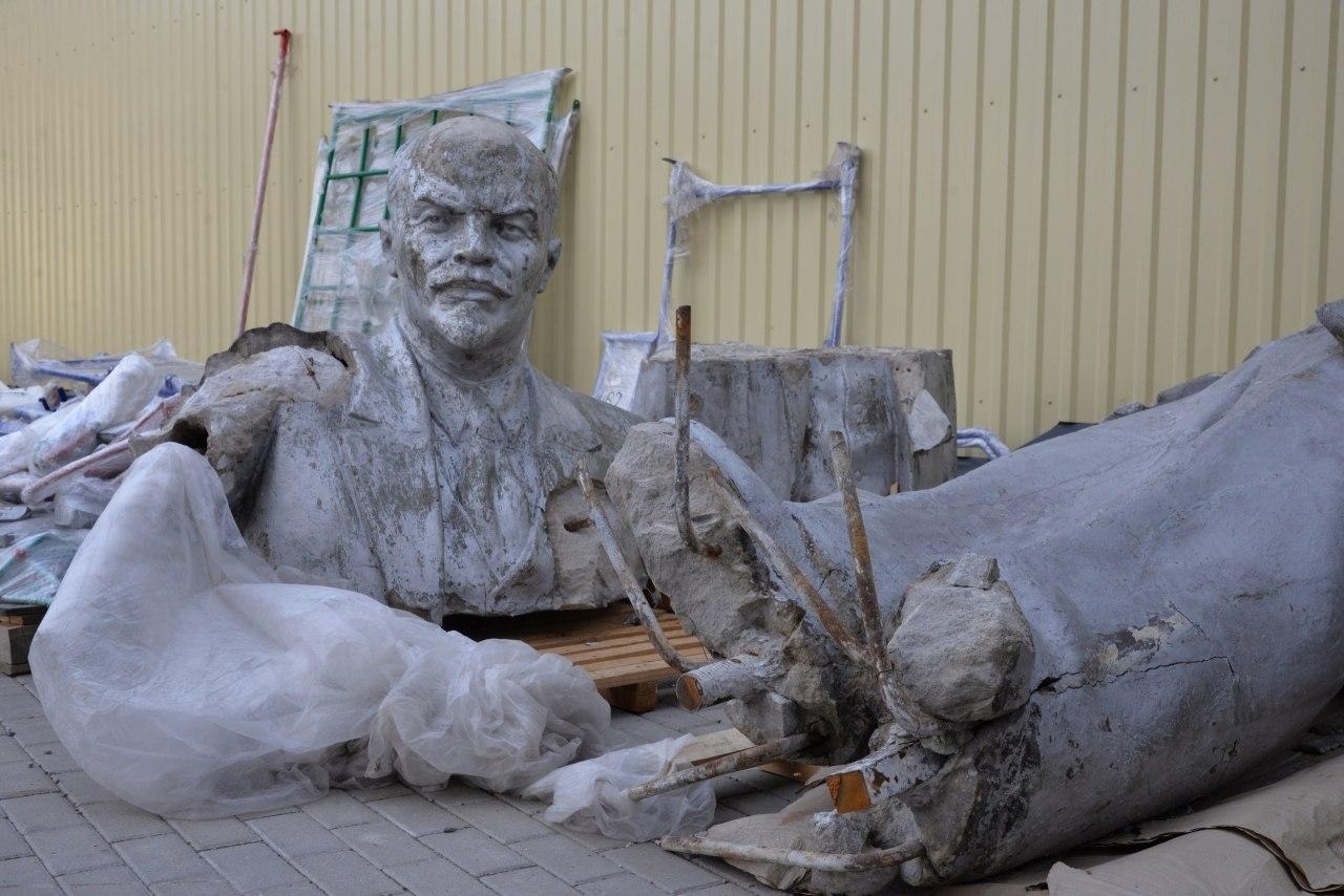 Белгородская облдума предложила восстановить памятник Ленину в Белгороде с помощью краудфандинга