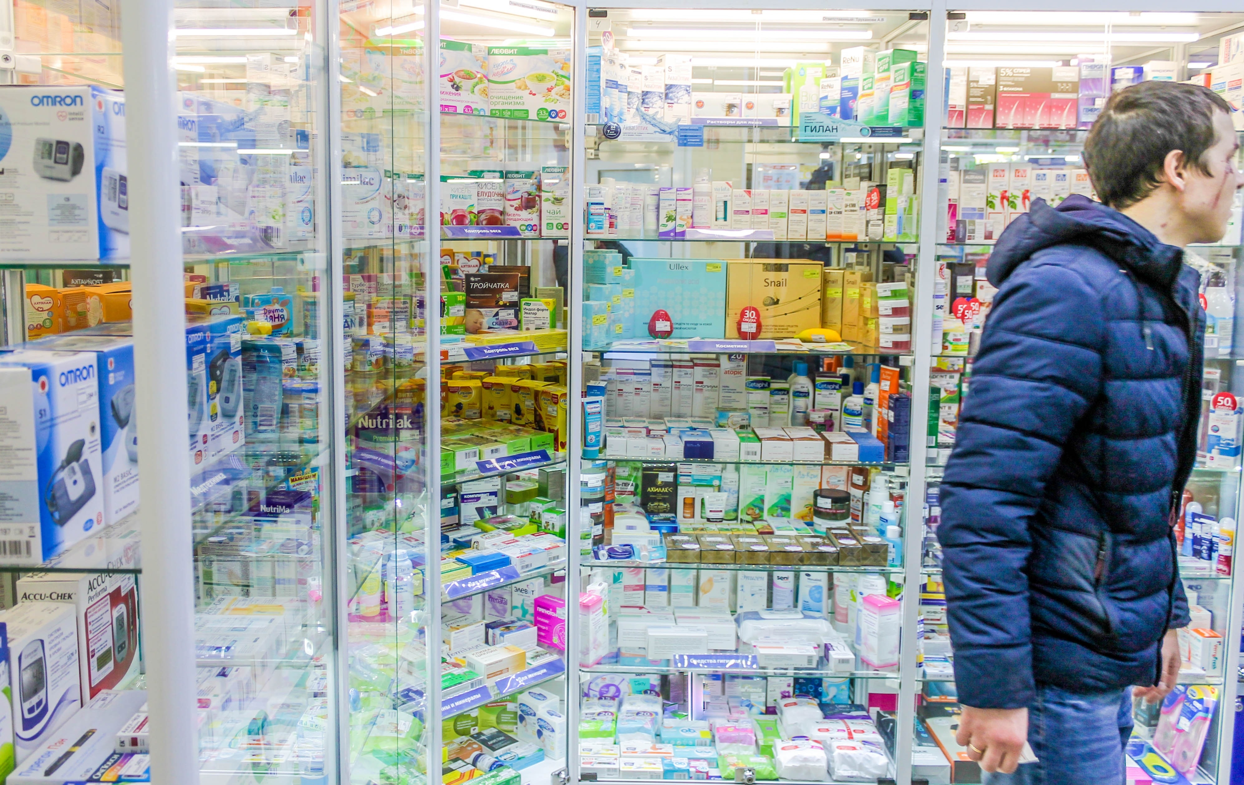 Курский губернатор потребовал удовлетворить повышенный спрос на антибиотики в регионе