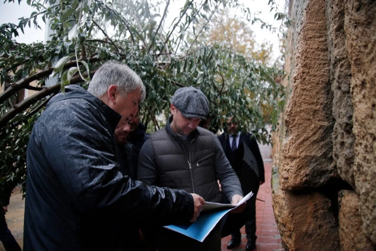 Минкультуры подготовит дорожную карту восстановления разрушившейся стены в Дербентской крепости