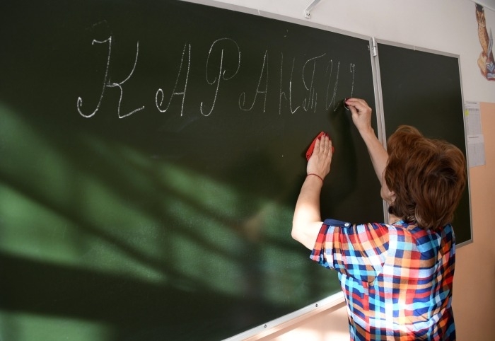 В РФ 31 школа закрыта на карантин, половина студентов вузов учатся дистанционно