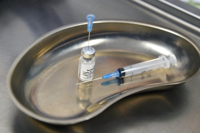 Поступление вакцины для добровольцев ожидается в Ленобласти в конце декабря