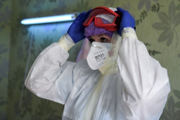 В COVID-госпиталь в Хакасии доставили более 150 кг медикаментов и СИЗ
