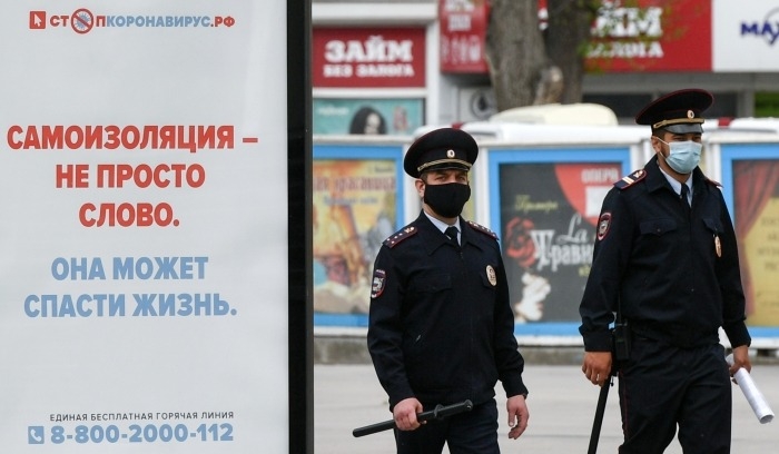 Роспотребнадзор анонсировал новые ограничения в Крыму из-за роста случаев COVID-19