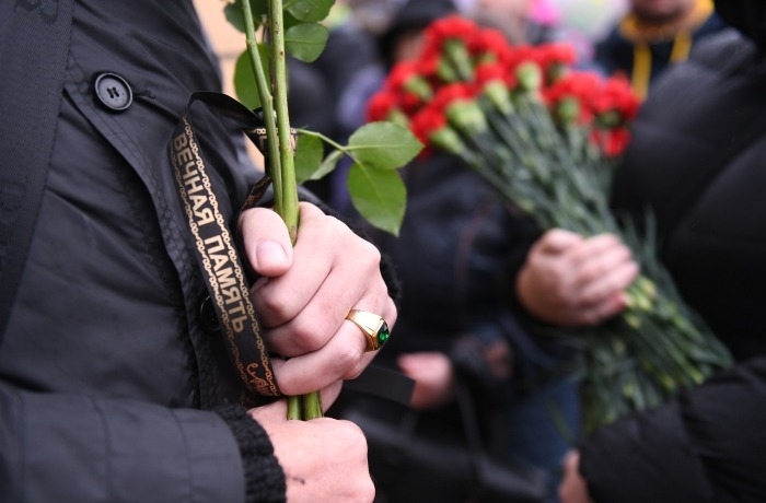 Траур объявлен в Мурманской области по экипажу затонувшего траулера "Онега"