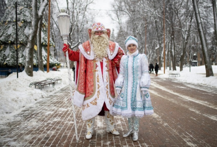 Турпоезд запустят из Москвы до резиденций Деда Мороза и Снегурочки