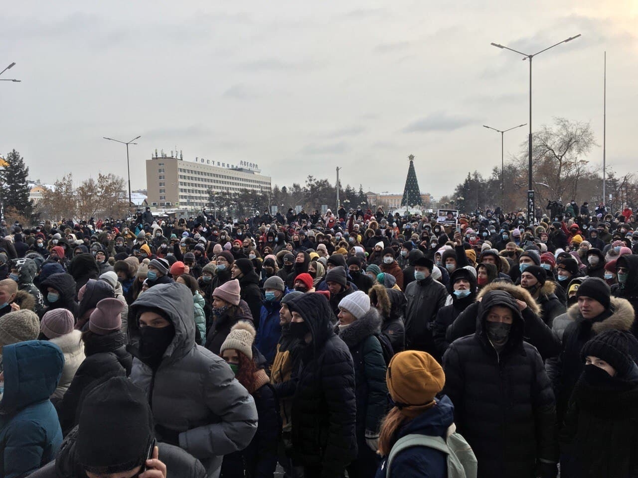 Ответственность за участие в митингах в Иркутской области ждет 26 детей или их родителей