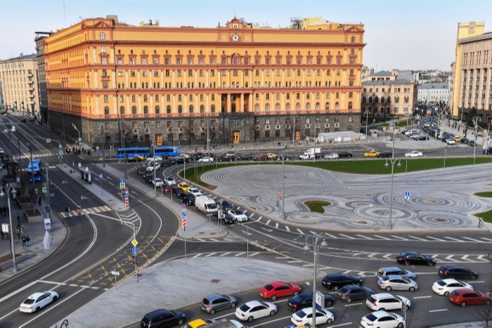 Вопрос об установке памятника на Лубянской площади рассмотрят на двух комиссиях Мосгордумы