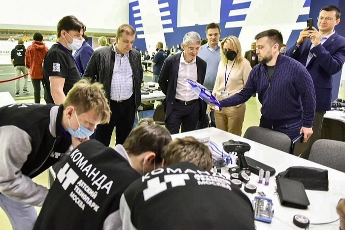 Чемпионат инженерных юношеских команд в области водородной энергетики впервые прошел в Москве