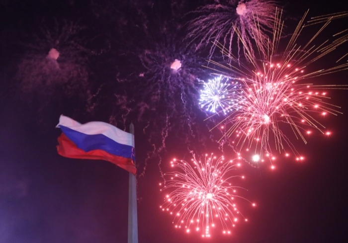 Крым отметит годовщину воссоединения с Россией автопробегом, концертами и салютами