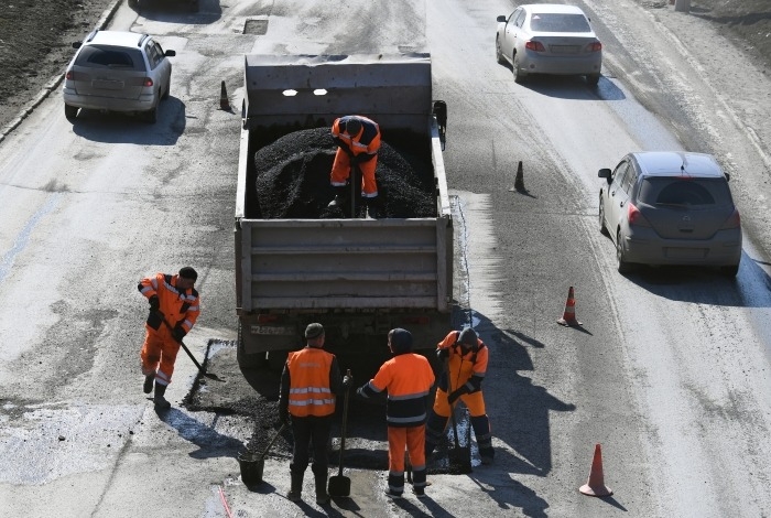 Мэрия Южно-Сахалинска на ремонт дорог потратит более 2 млрд рублей