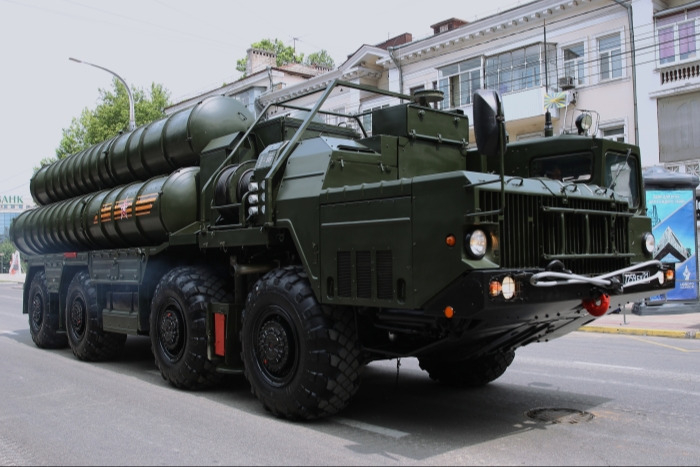 Парад Победы в Самаре впервые пройдет с участием зенитных ракетных систем С-400 "Триумф"