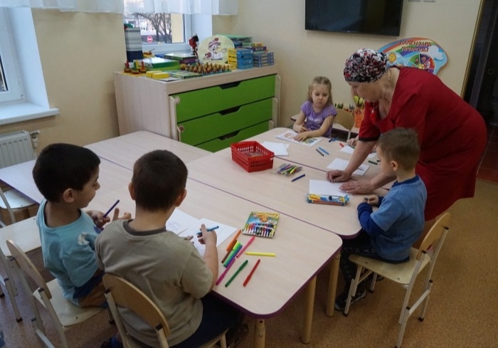 Детям медиков будут вне очереди предоставлять места в детсадах в Карачаево-Черкесии