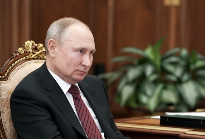 Песков: Путин после вакцинации от COVID-19 чувствует себя хорошо