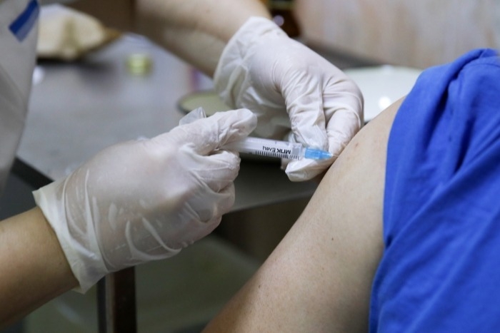 Шойгу: более 370 тыс. российских военнослужащих прошли полный курс вакцинации от COVID-19 