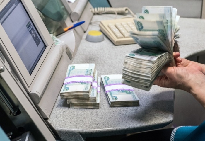 Доходы спикера парламента Крыма выросли за год на 3,3 млн рублей
