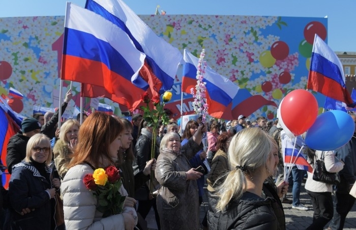 Свердловские власти отказались от первомайского шествия