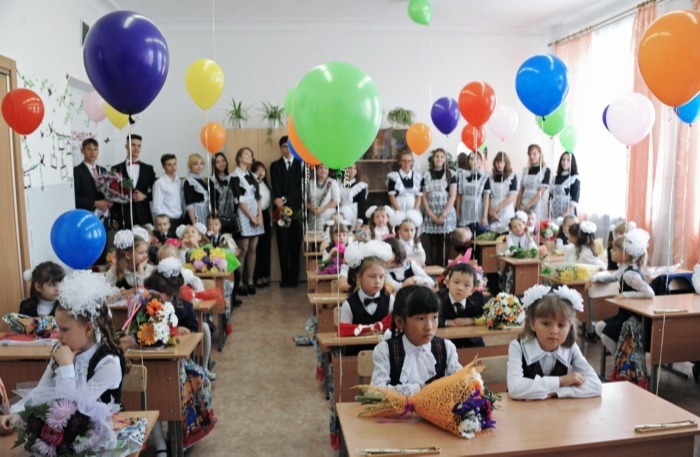 Врио главы Тувы намерен обсудить вопрос перегруженности школ с министром просвещения РФ