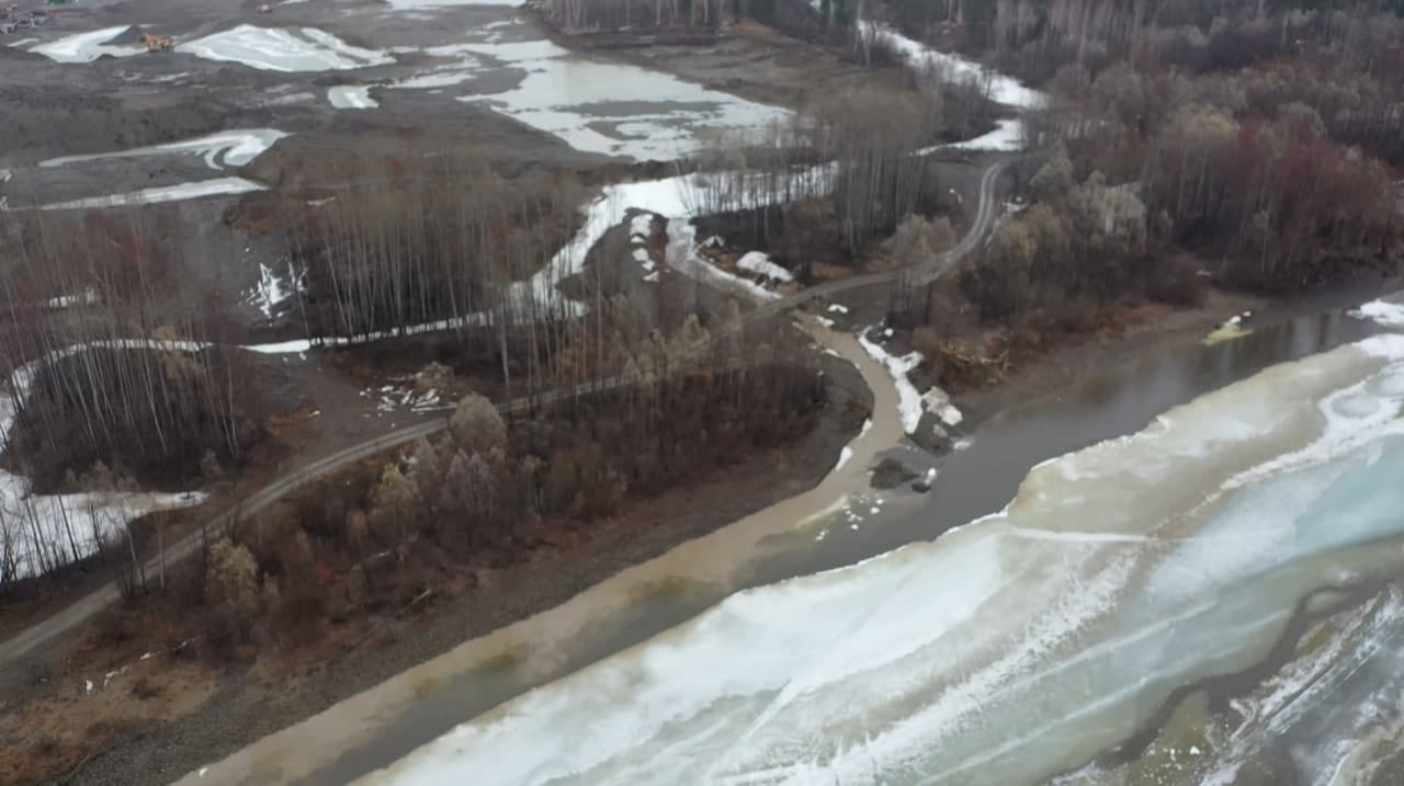Загрязнение двух рек в районе золотодобычи выявлено в Приамурье