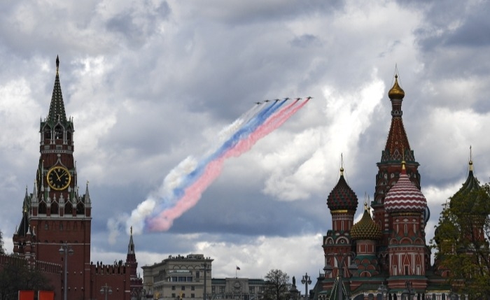 Решение по воздушной части парада в Москве примут за несколько часов до его начала