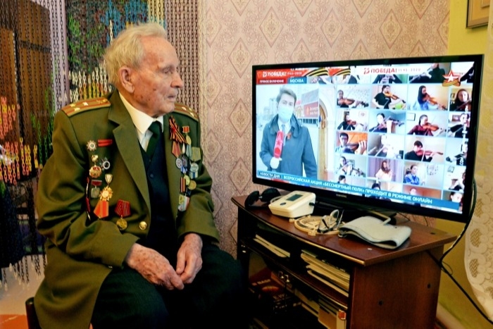 Шествие "Бессмертного полка" в РФ снова пройдет в режиме онлайн