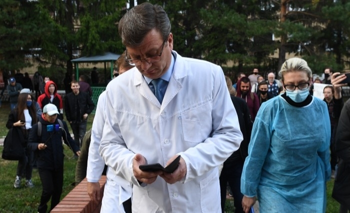 Поиски министра здравоохранения Омской области возобновлены на рассвете