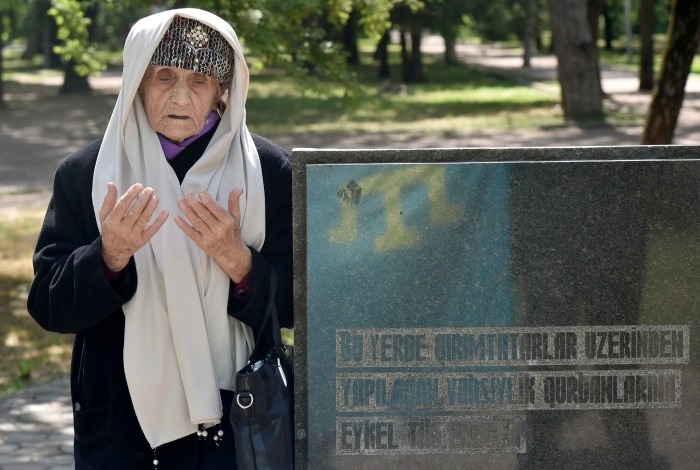 Жертв депортации вспоминают в Крыму
