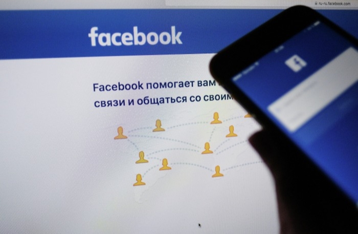 Госдума приняла закон о "приземлении" Google и Facebook