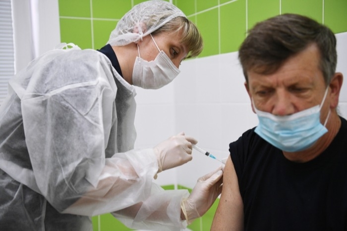 Льготные билеты в театр и музеи пообещали прошедшим вакцинацию жителям Хакасии