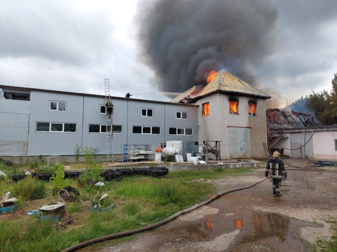 Пожар ликвидирован на швейной фабрике во Владимирской области