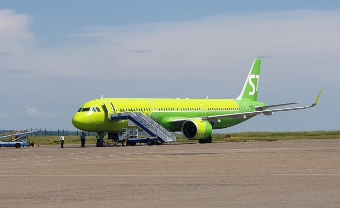 Вылет самолета из Благовещенска в Москву задержан из-за сообщения о "минировании"