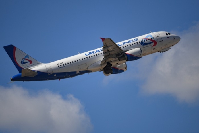 Пассажирский самолет с отказавшим автопилотом благополучно сел в Екатеринбурге