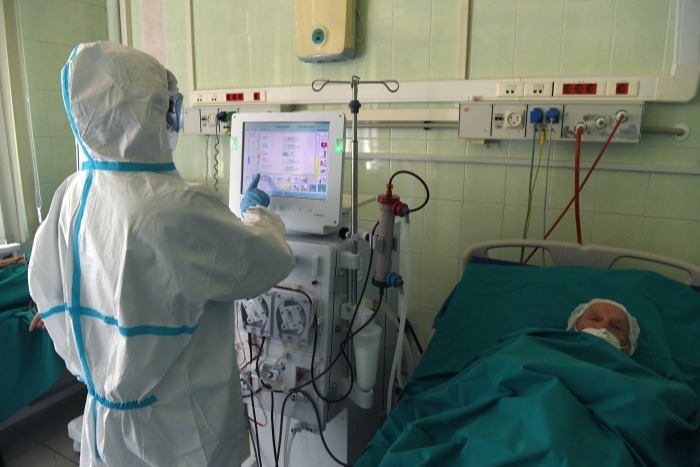 Более 50 военных медиков оказывают помощь в лечении пациентов с COVID-19 в госпитале под Тулой