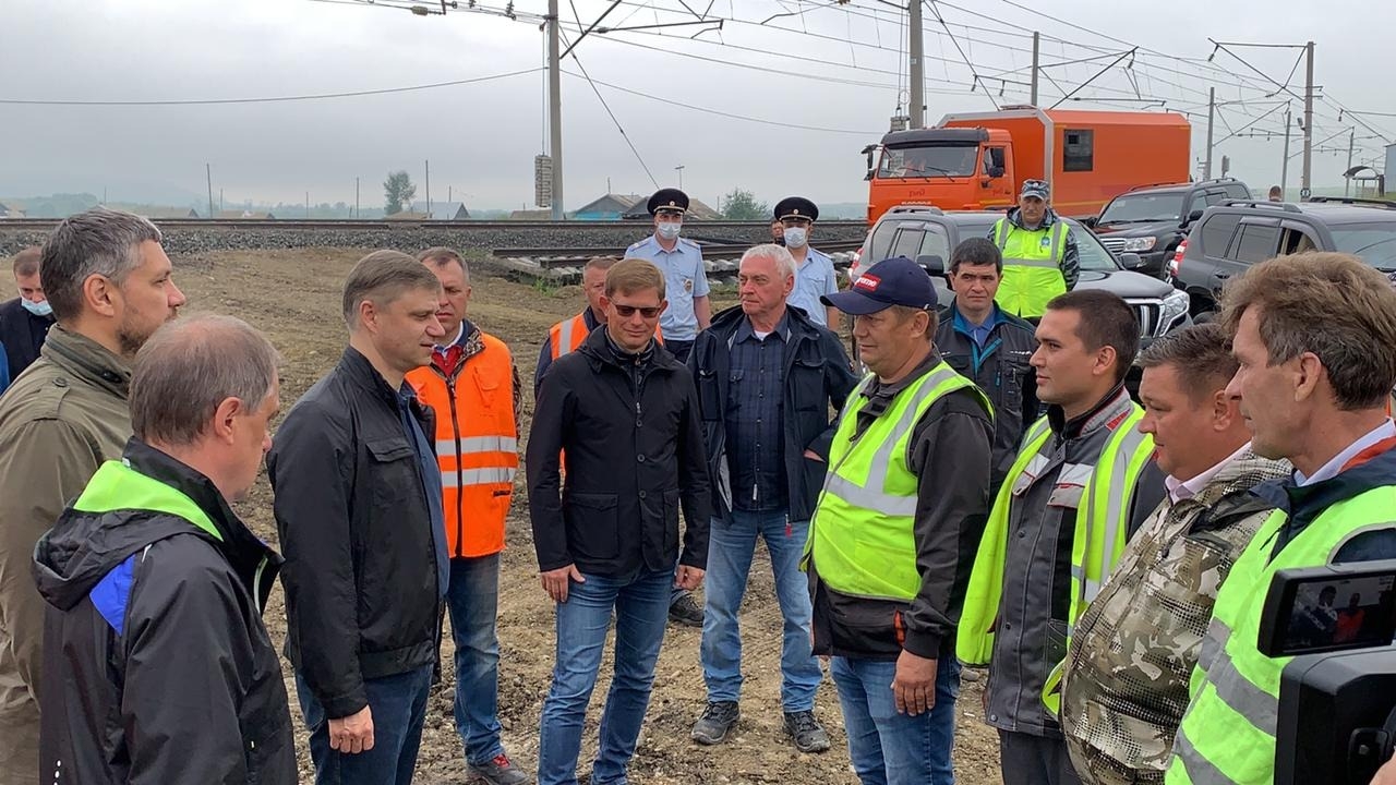 Сотрудники РЖД награждены за предотвращение схода поездов на Транссибе в Забайкалье