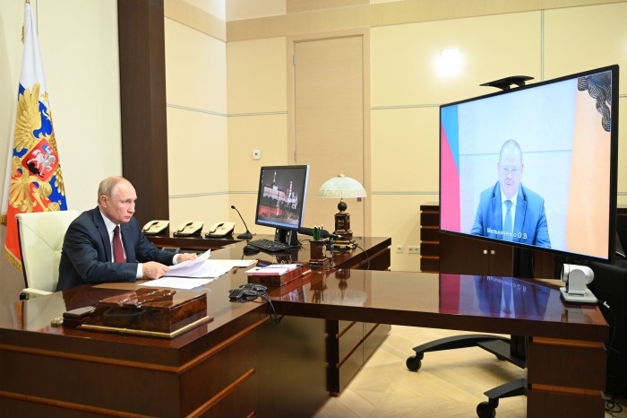 Путин просит главу Пензенской области обратить внимание на долги предприятий за ЖКУ