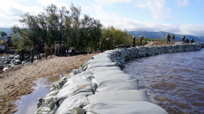 Завершены работы по берегоукреплению Хабаровска в ожидании подхода гребня паводка на Амуре