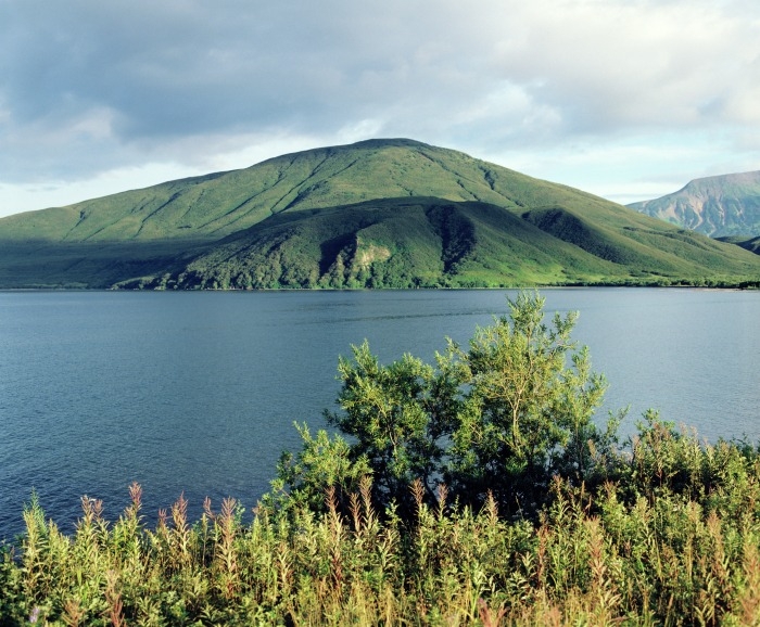 Ограничения на посещение Курильского озера на Камчатке продлены до 6 сентября