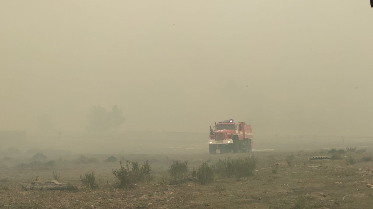 Автодорогу Баймак-Сибай закрыли для движения в Башкирии из-за природного пожара