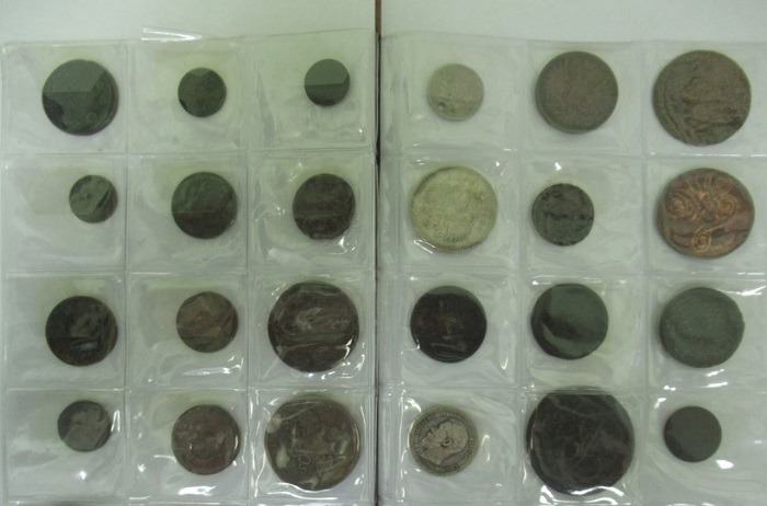 Белгородские таможенники предотвратили вывоз из РФ коллекции старинных монет