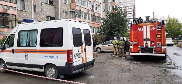 Прокуратура и СКР в Екатеринбурге начали проверку после взрыва газа в жилом доме