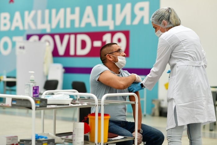 Более 4,8 млн горожан вакцинировано от COVID-19 в Москве