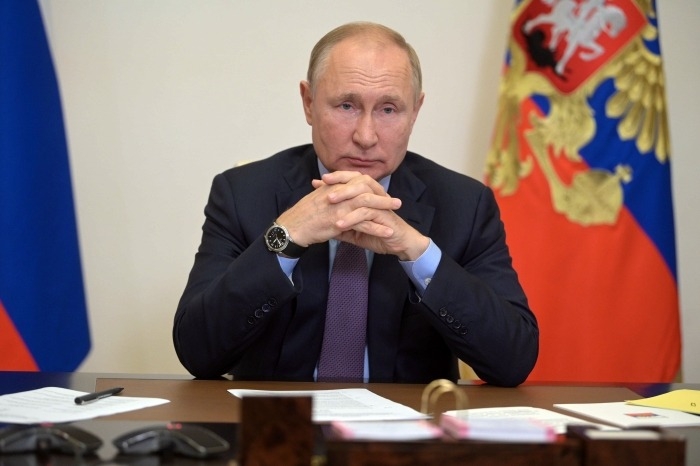 Путин сообщил о заражении коронавирусом нескольких десятков человек из своего окружения