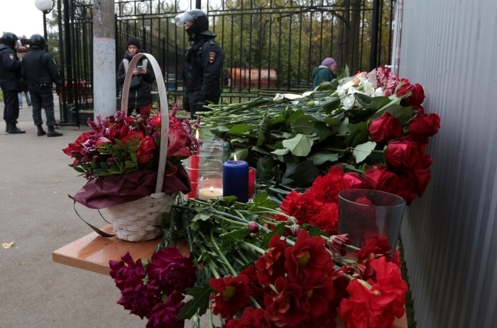 Мишустин подписал распоряжение о выплатах семьям погибших и раненым при стрельбе в Перми