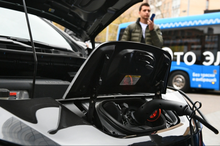 Омское правительство намерено стимулировать спрос на электромобили для снижения выбросов