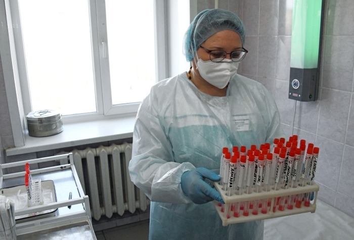 Число ежедневно выявляемых случаев заражения COVID-19 в Прикамье перевалило за 600