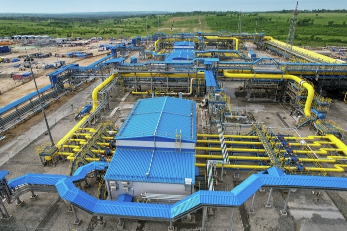 Путин: нужно строить центры глубокой переработки газа непосредственно в ЯНАО