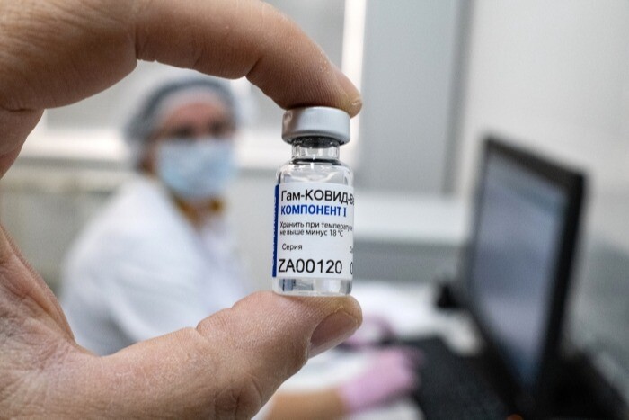 Темпы вакцинации от COVID-19 ускорились вдвое после введения системы QR-кодов в Красноярском крае - губернатор