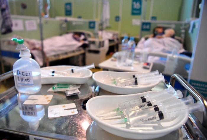 Госпитализация с коронавирусом в Петербурге снизилась до уровня менее 300 пациентов за сутки