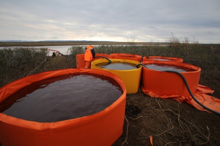 В водоемах Норильска в зоне аварии на ТЭЦ-3 снизились концентрации нефтепродуктов и тяжелых металлов - Минэкологии