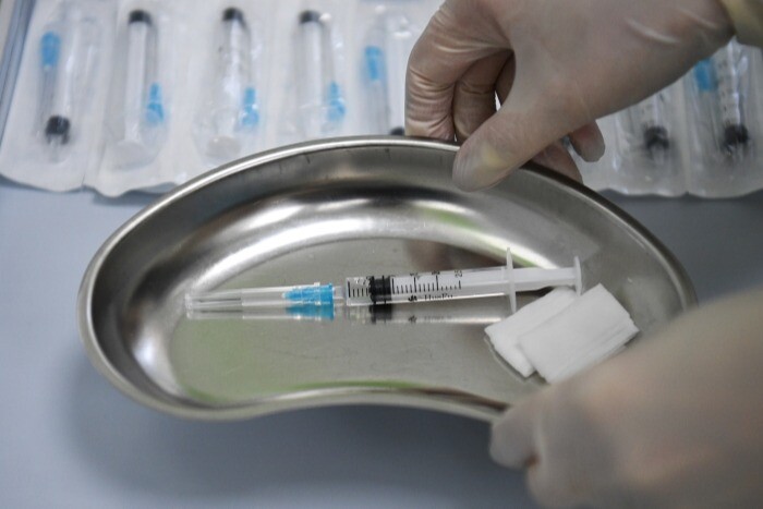Собянин: большинство взрослых москвичей получили вакцины от COVID-19