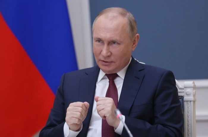 Путин: мы не допустим "цветных революций"